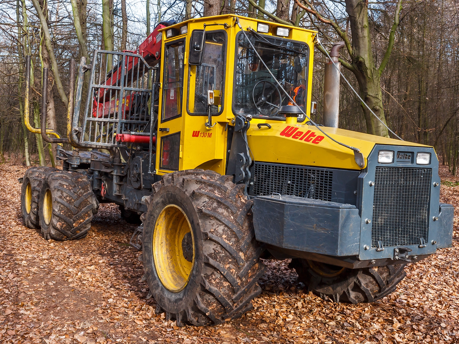 9,6 t schwerer Forstrückeschlepper W 130 M der Firma Welte