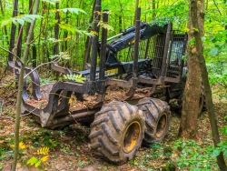 Gewicht ohne Ladung: 15,9 t