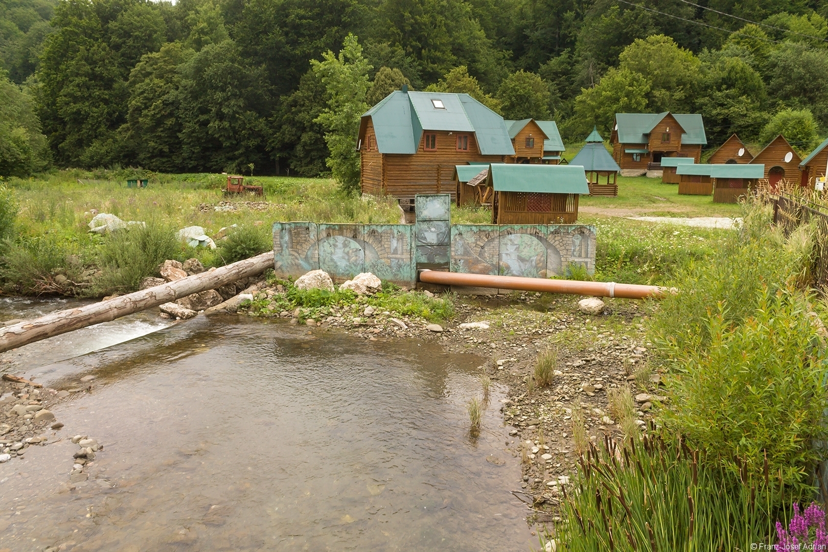 Fluss Welyka Uholka am Hotel Silberparadies